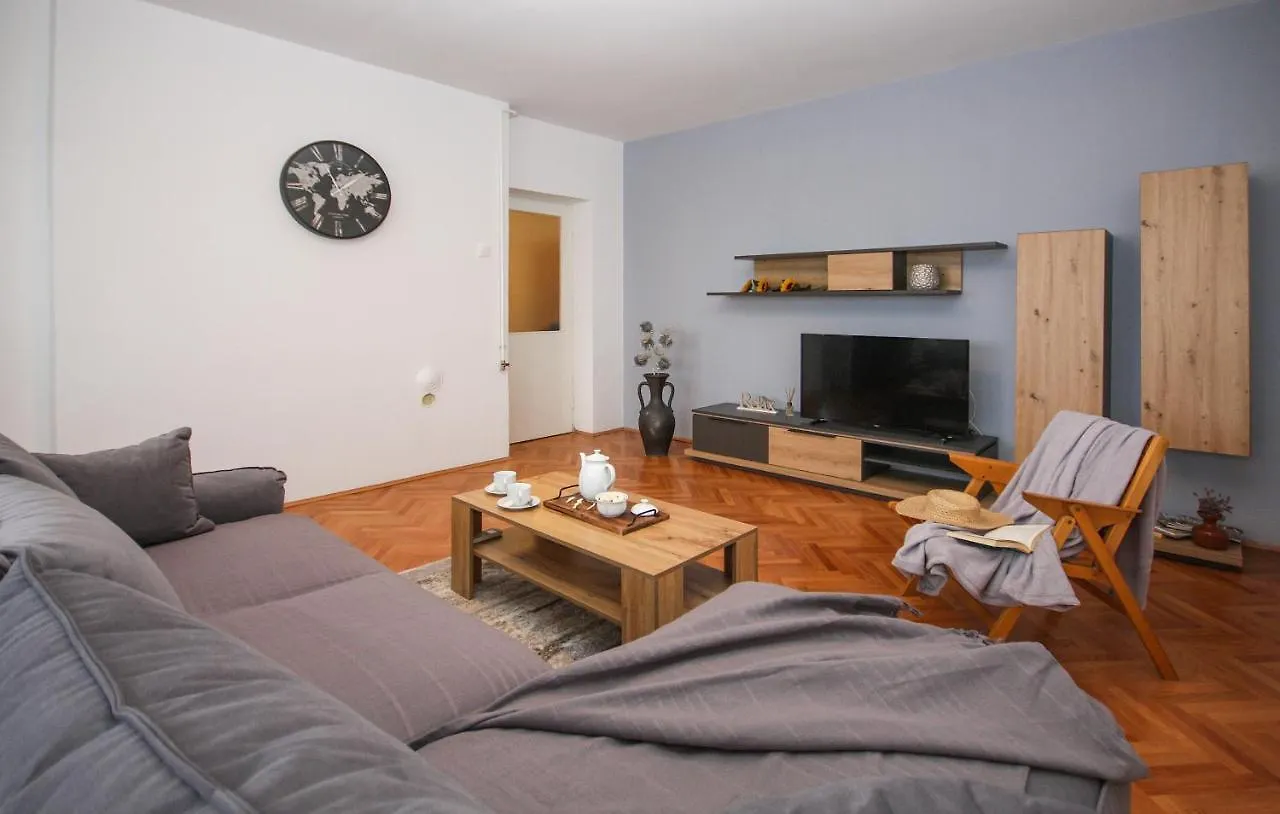 Apartment Apartman Nonno Pula
